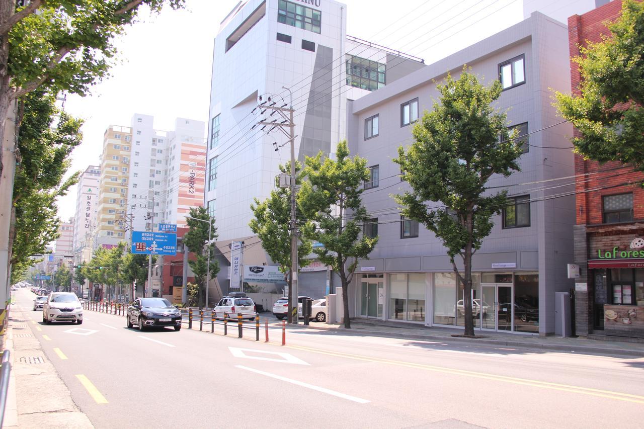 Wood House Hotel Busan Exterior foto
